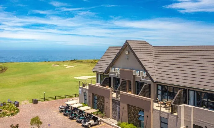 2 or 4 Ball Golf Experience with Carts and optional Meals at Fynbos Golf & Country Estate