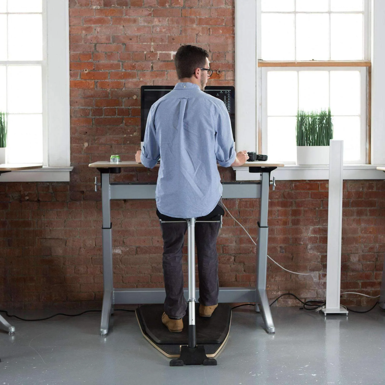 Focal Upright Locus Seat, FLT-1000-AA-BB; Ergonomic Standing Desk Chair