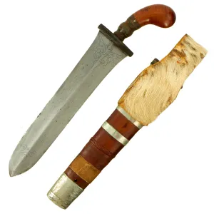 Original Philippines 19th / Early 20th Century Gunong Dagger With Decorated Blade and Scabbard