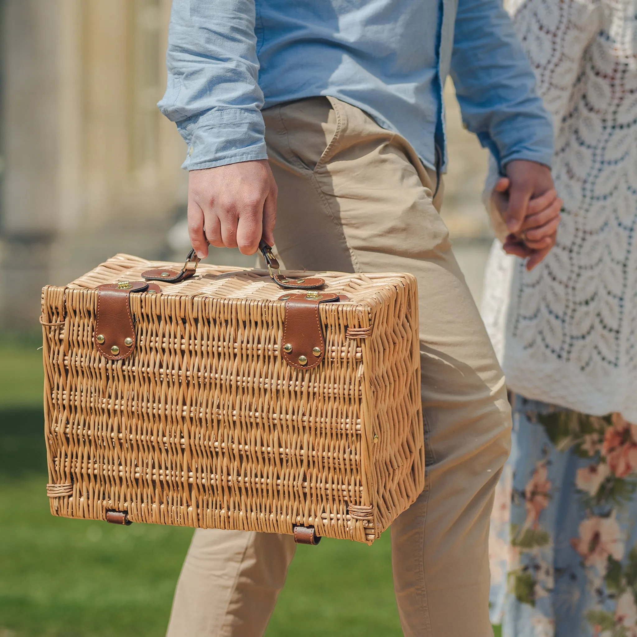 Purbeck Willow Picnic Basket Hamper